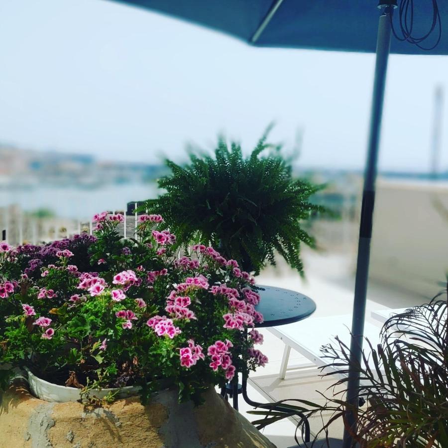 Attico Sul Porto Di Catania E Vista Vulcano Esterno foto