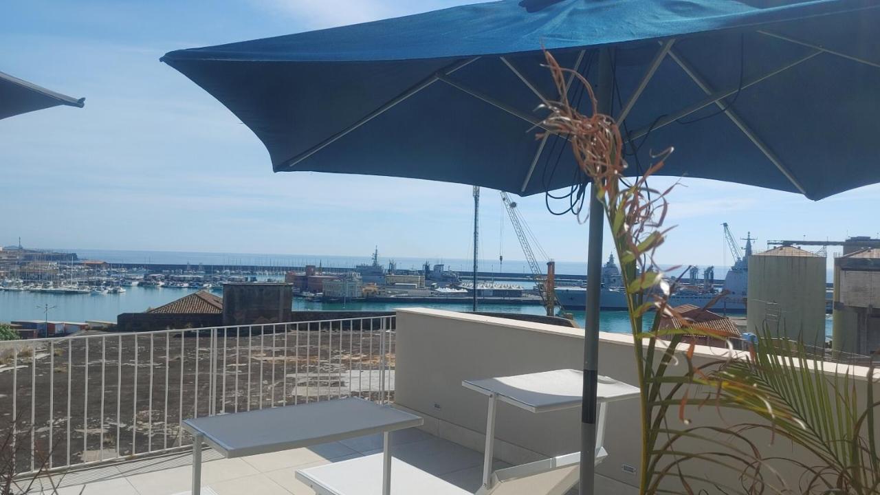 Attico Sul Porto Di Catania E Vista Vulcano Esterno foto