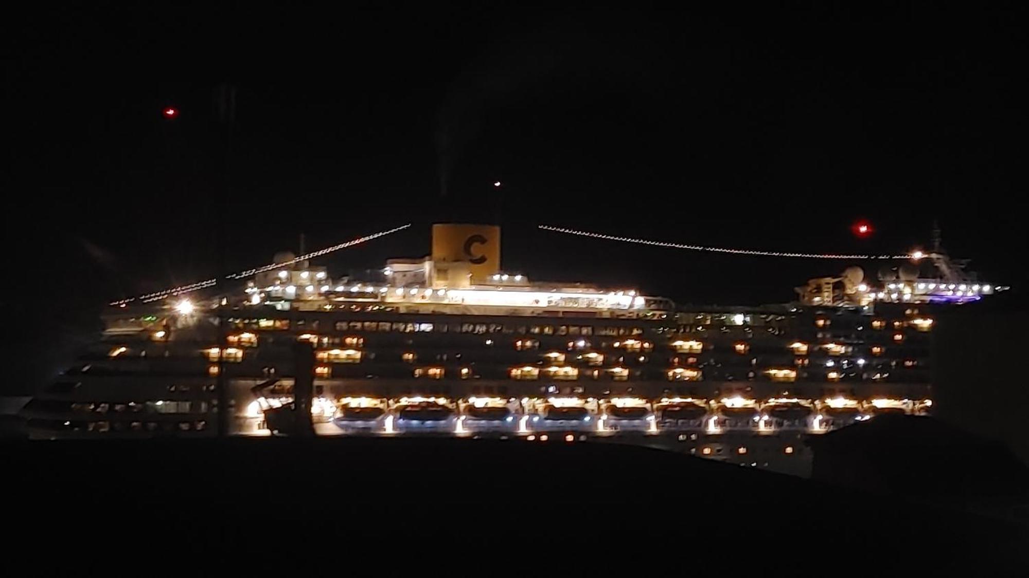 Attico Sul Porto Di Catania E Vista Vulcano Esterno foto